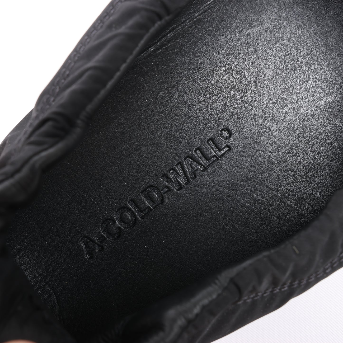 A-COLD-WALL* Slip-On-Sneaker mit Kordelzug in Schwarz, Größe 45 EU