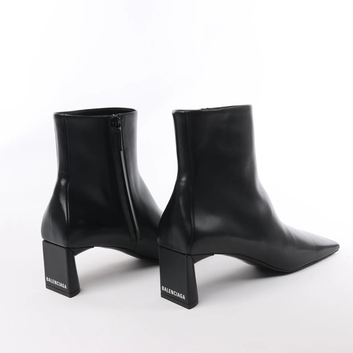 Balenciaga Logo Leather Ankle Boots in Black 623924, Size 39 EU