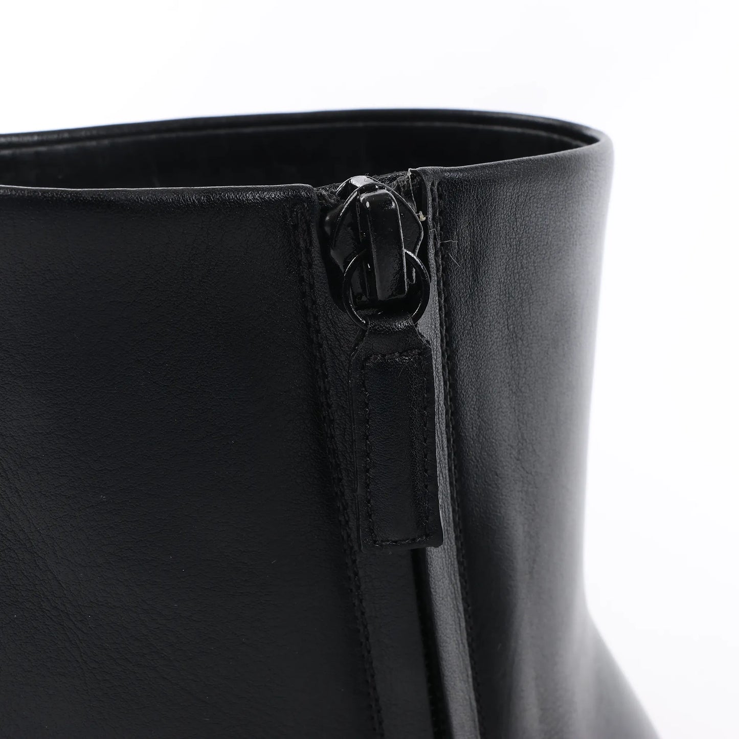 Balenciaga Logo Leather Ankle Boots in Black 623924, Size 39 EU