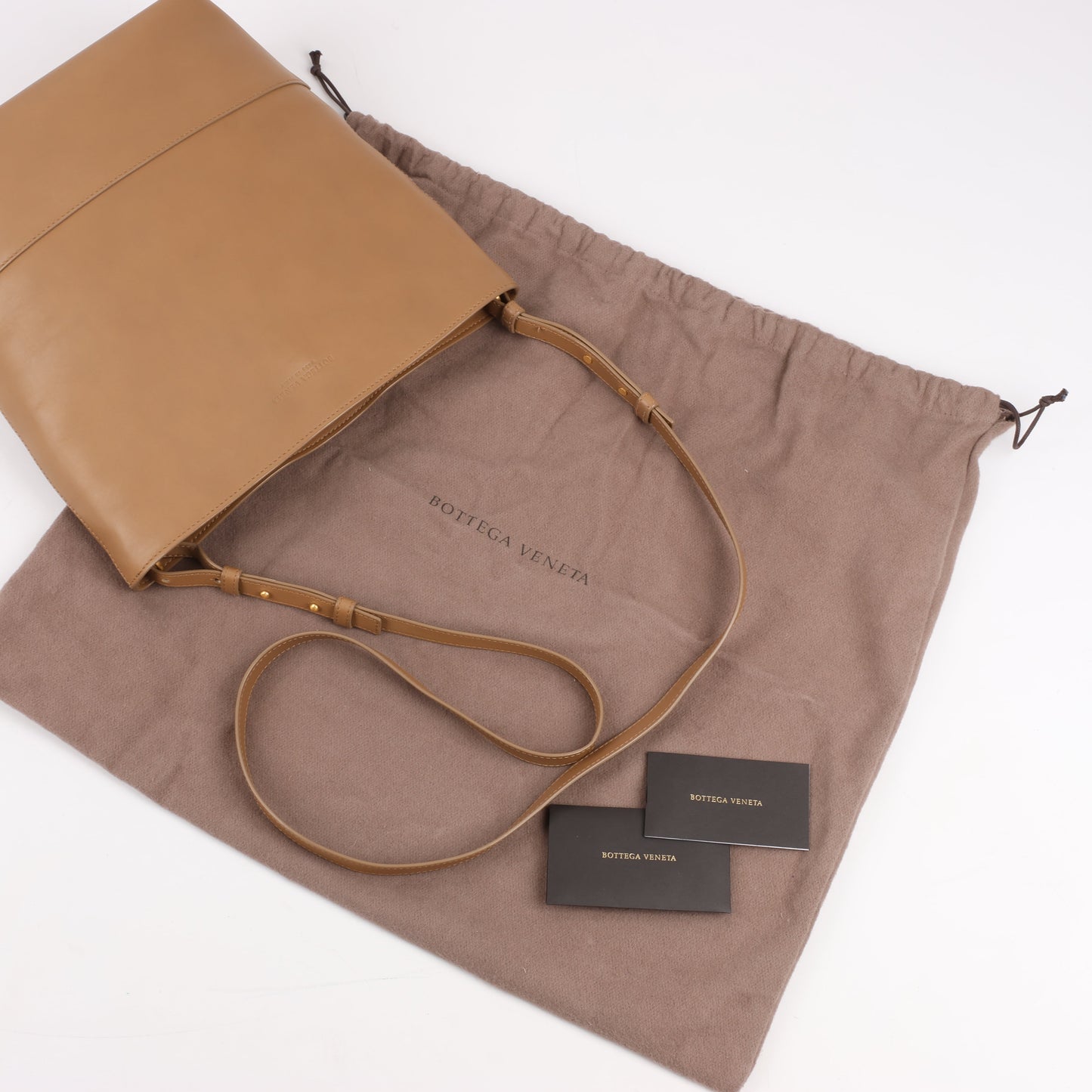 Bottega Veneta – Schultertasche aus braunem Leder
