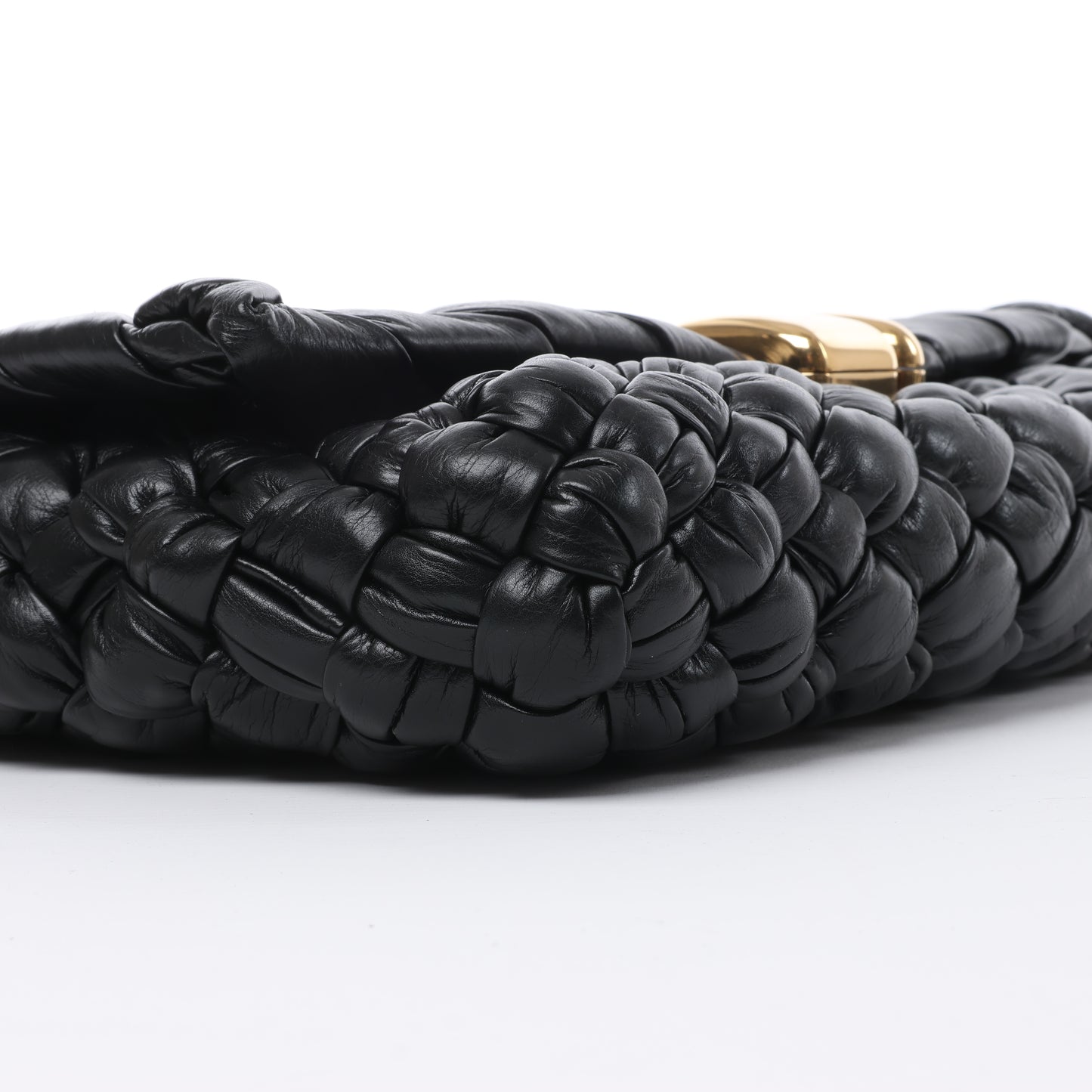 Bottega Veneta – Rumple Desiree – Schultertasche aus gewebtem Leder in Schwarz