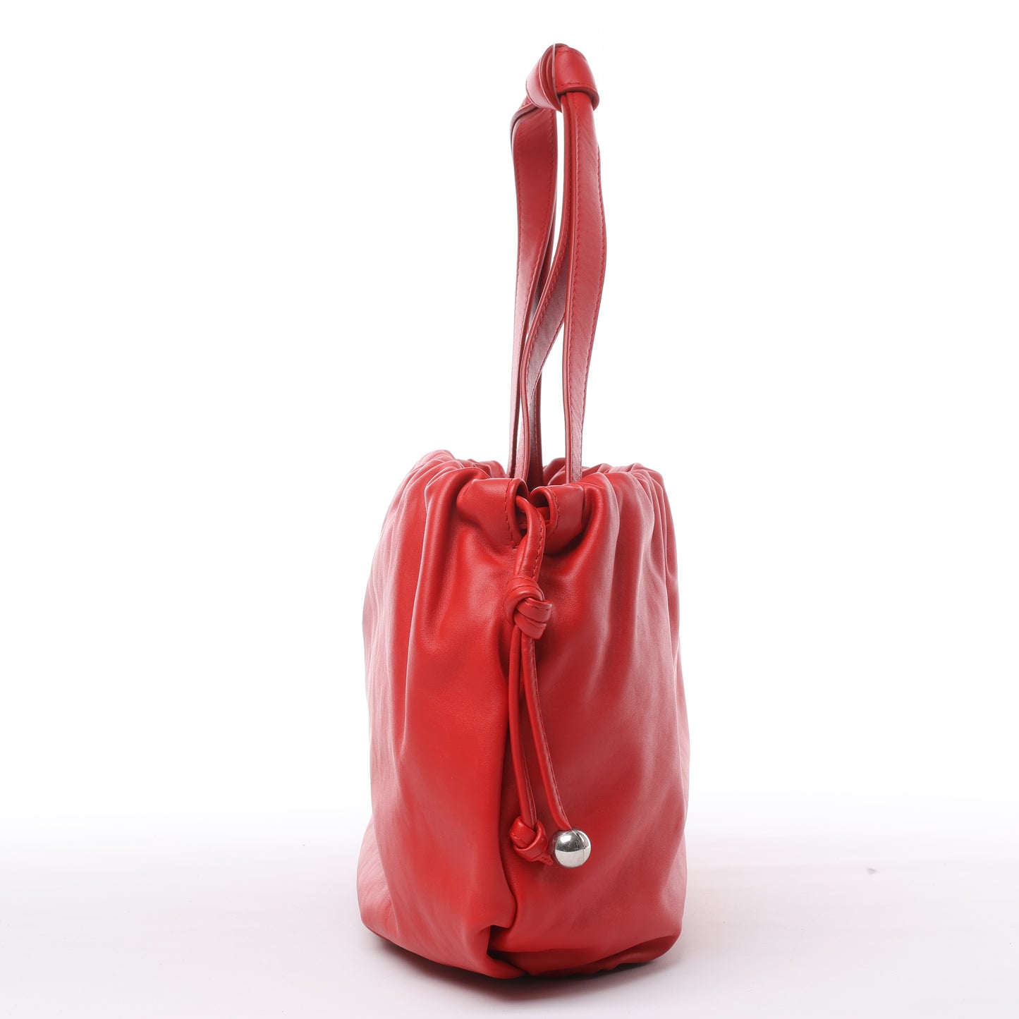 Bottega Veneta Bulb – Schultertasche aus glattem Leder in Rot