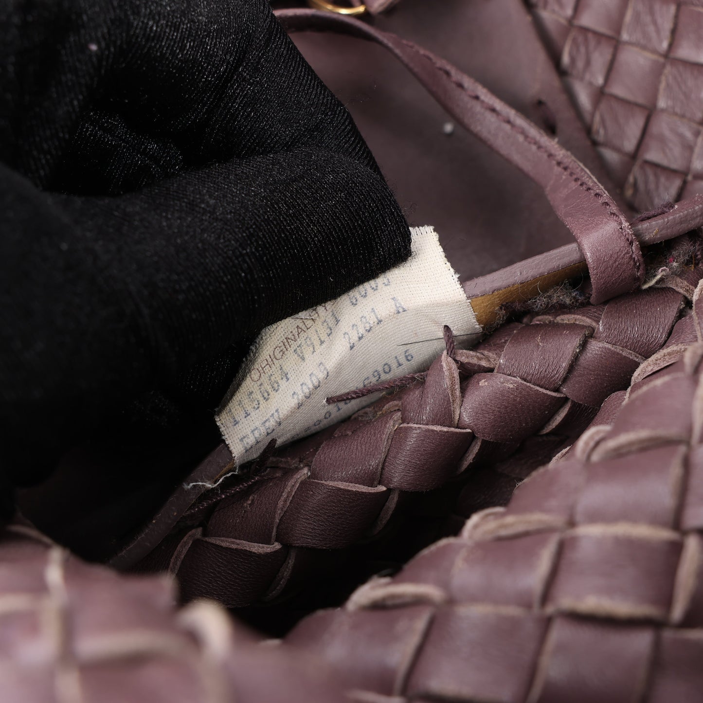 Bottega Veneta Intrecciato Cabat MM Ledertasche in Dusty Rose Taupe