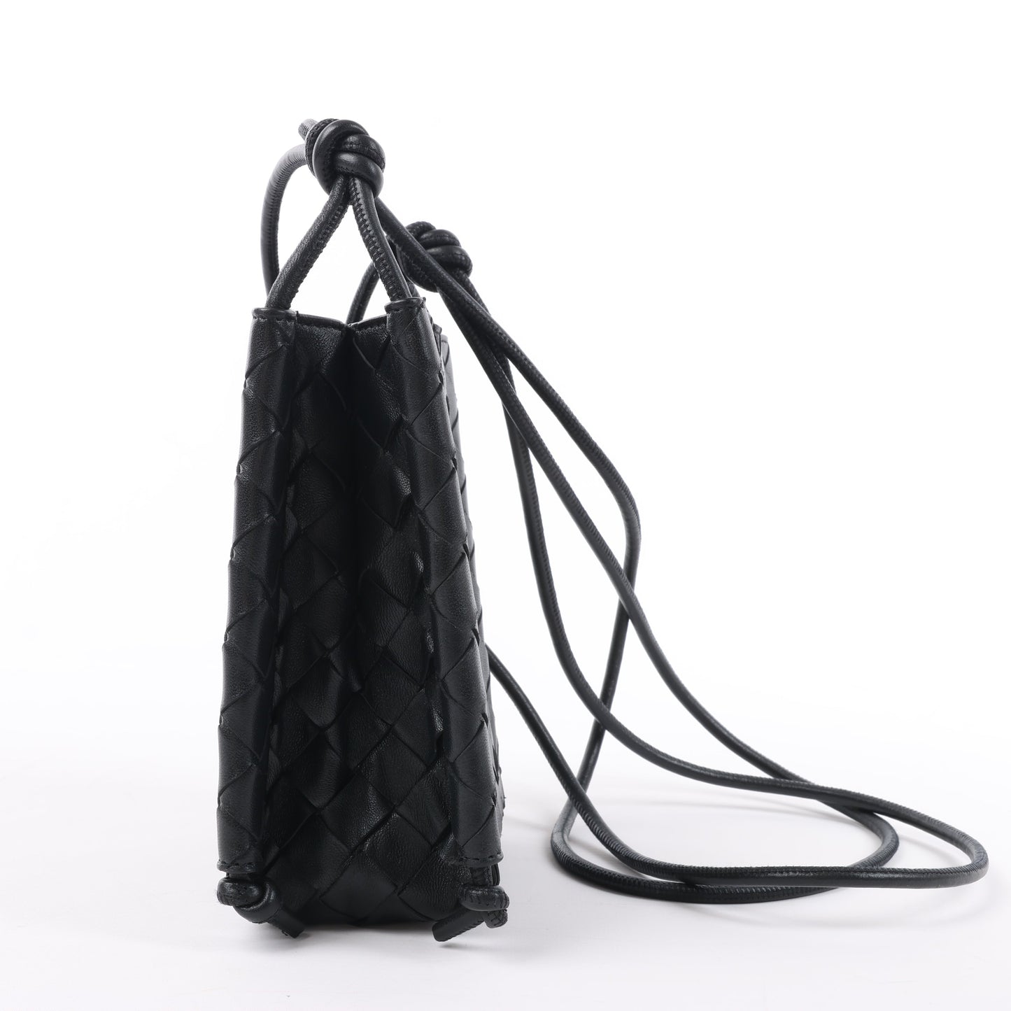 Bottega Veneta Intrecciato Leder Umhängetasche in Schwarz