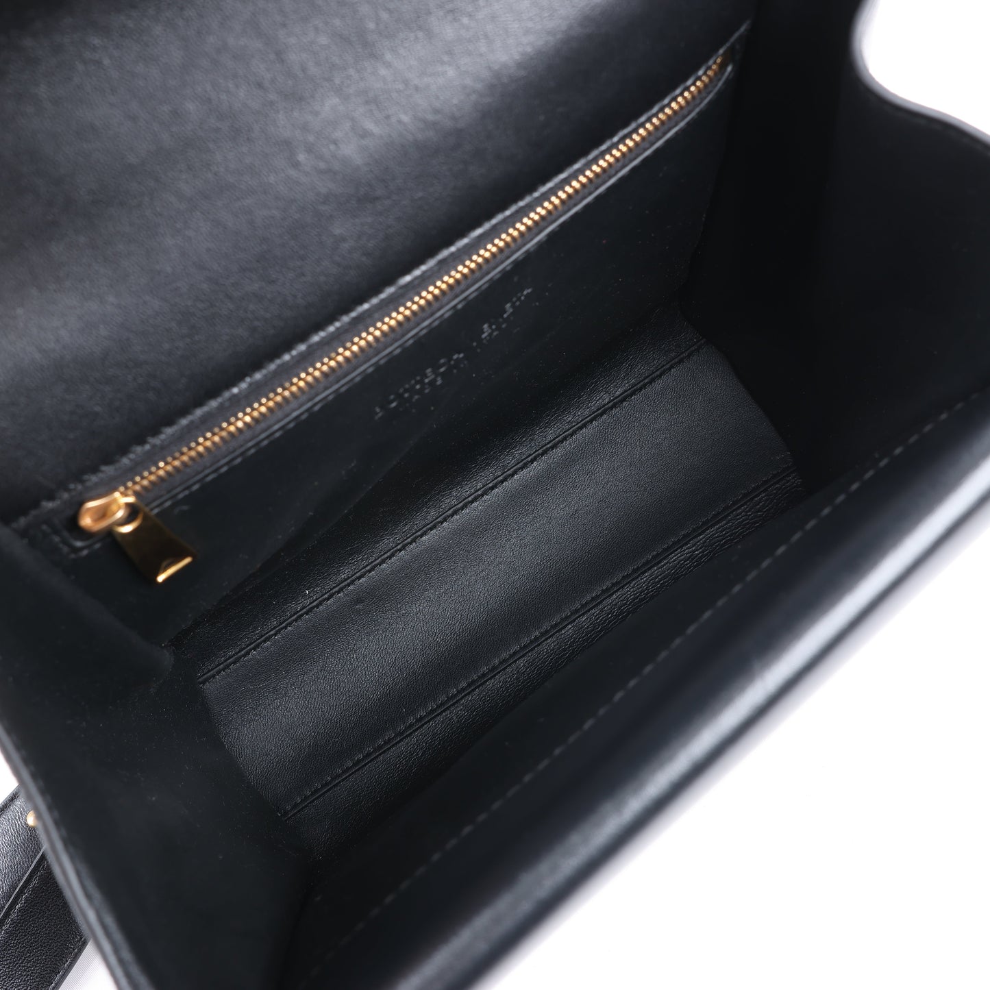 Bottega Veneta Box Calfskin Nappa Clip Shoulder Bag in Black