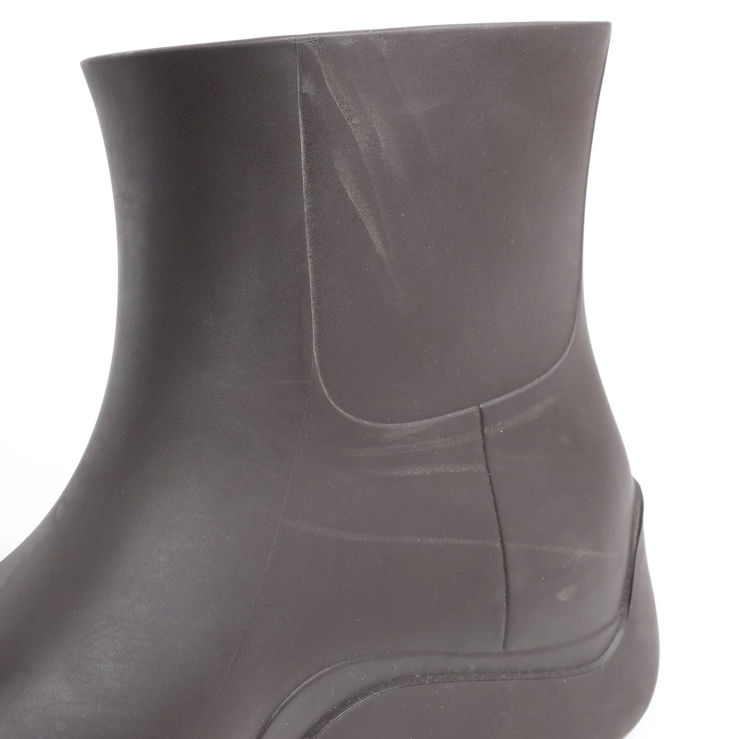 Bottega Veneta Paddles Rubber Rain Boots in Brown, Size 40 EU