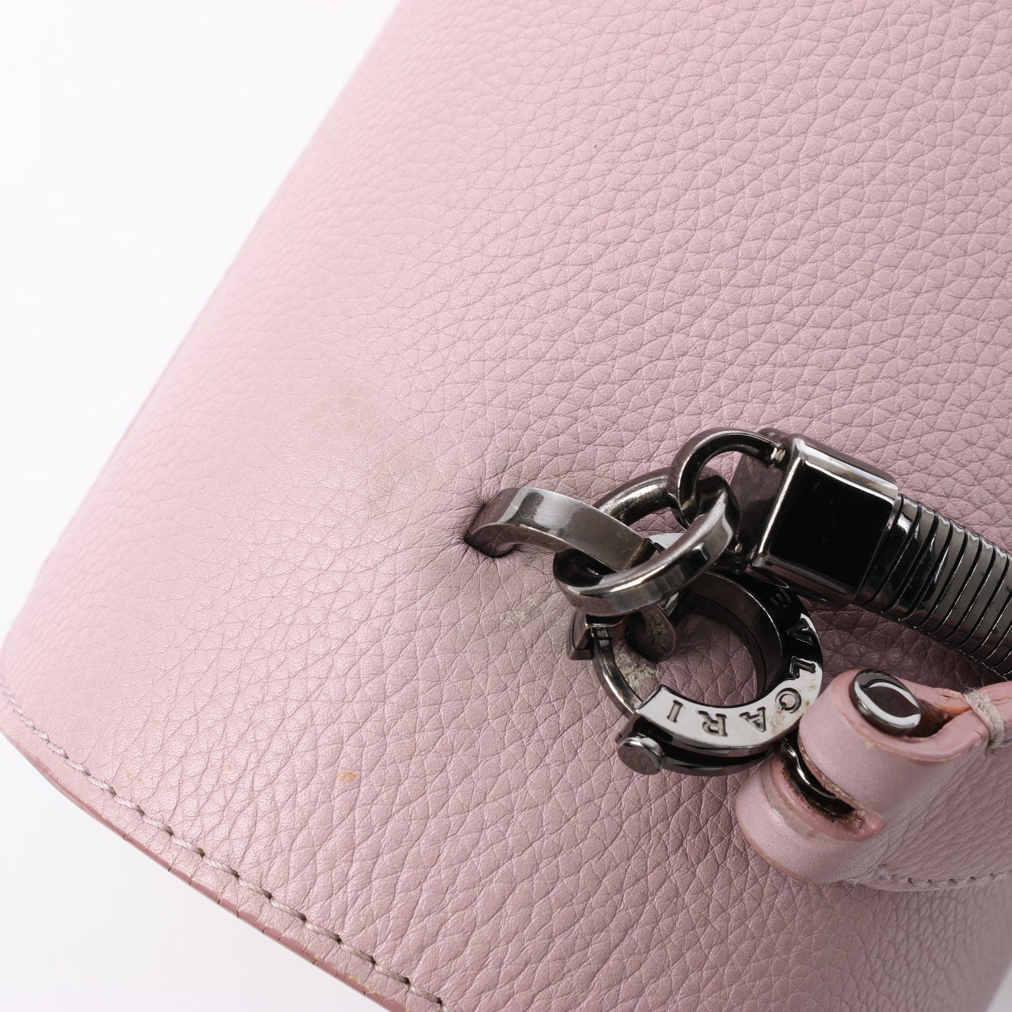 BVLGARI „Monete“ 2-Wege-Schultertasche aus rosa Leder