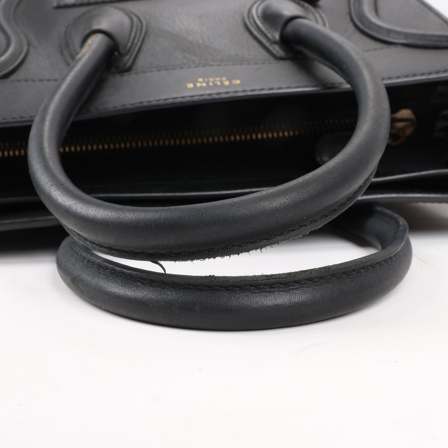 CELINE Luggage Micro Lederhandtasche in Schwarz