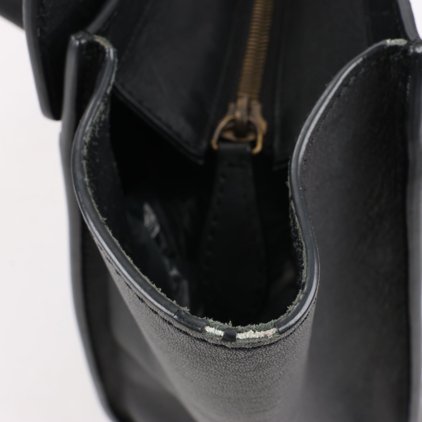 CELINE Luggage Micro Lederhandtasche in Schwarz