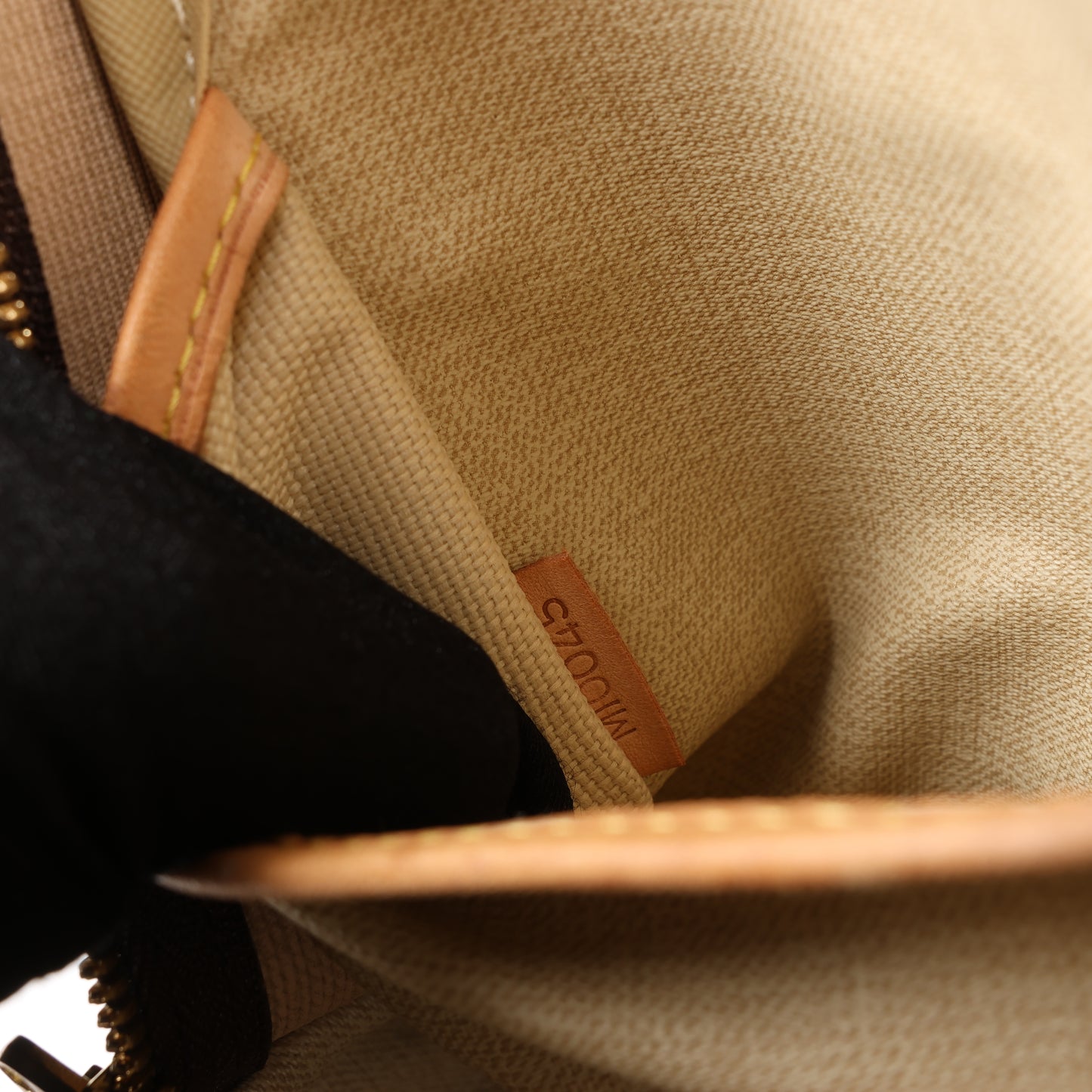 Louis Vuitton Monogramm Canvas Trouville Handtasche M42228