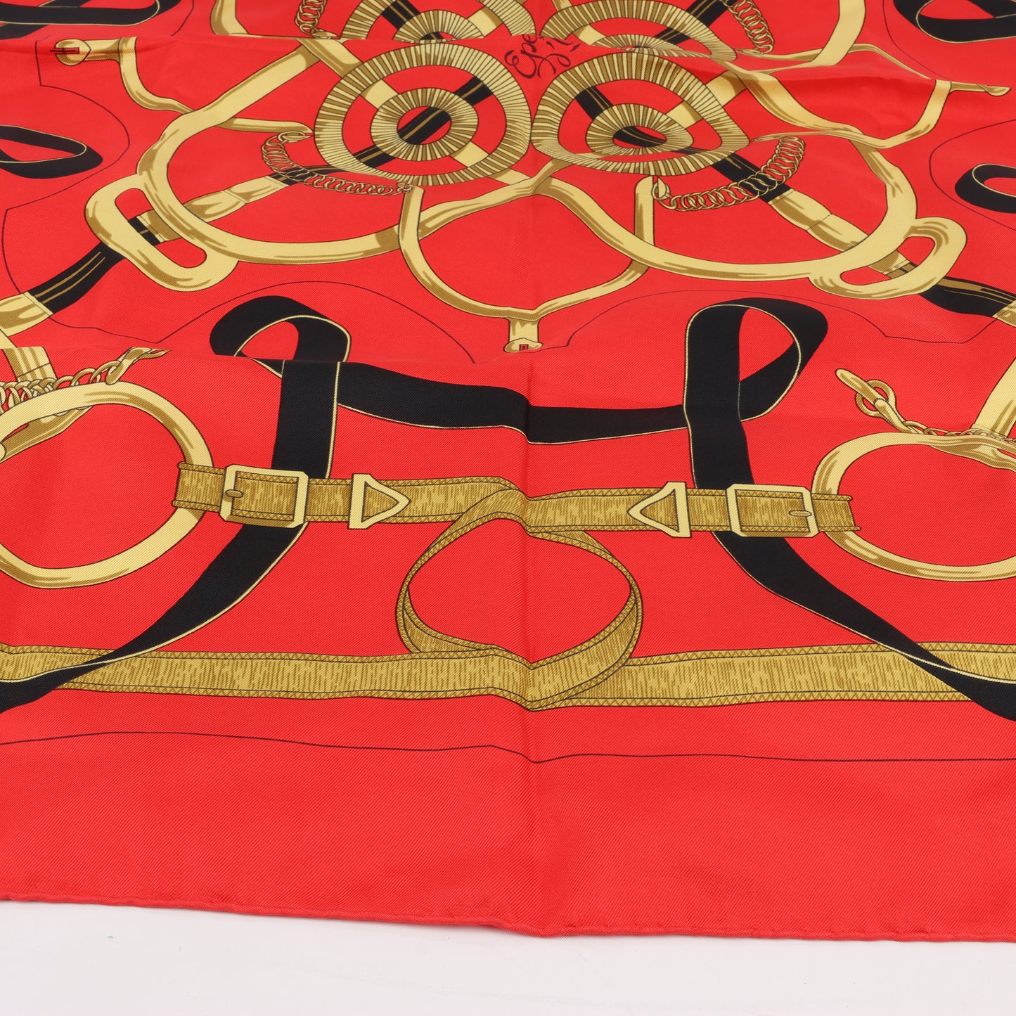 Hermès Carré 90 " Eperon d'or" 100% Silk Scarf in Red