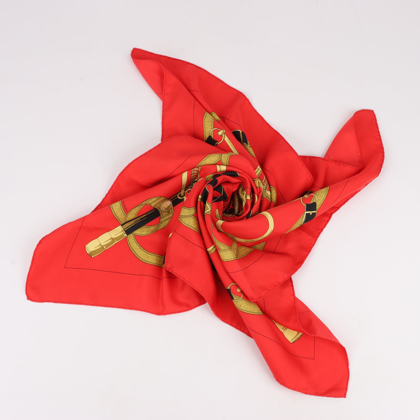 Hermès Carré 90 " Eperon d'or" 100% Silk Scarf in Red