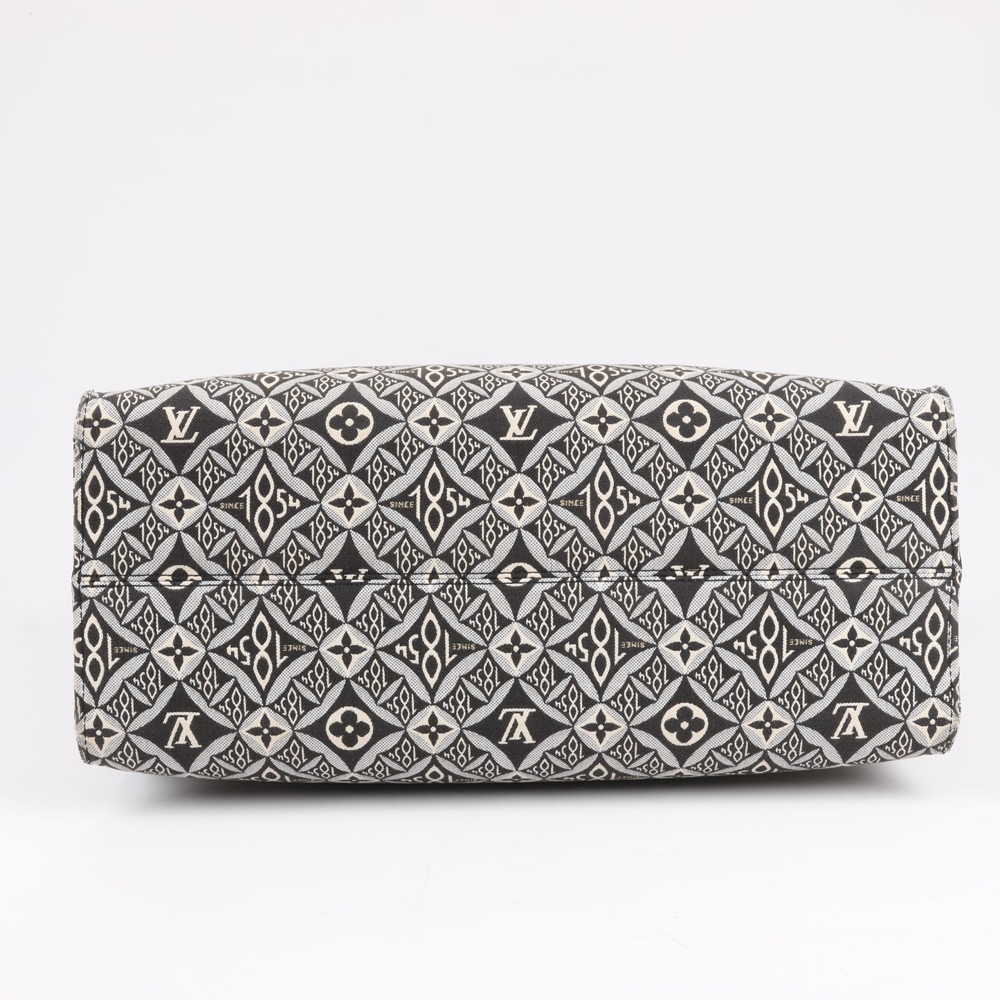 Louis Vuitton Seit 1854 OnTheGo GM Handtasche in Schwarz x Weiß M57207