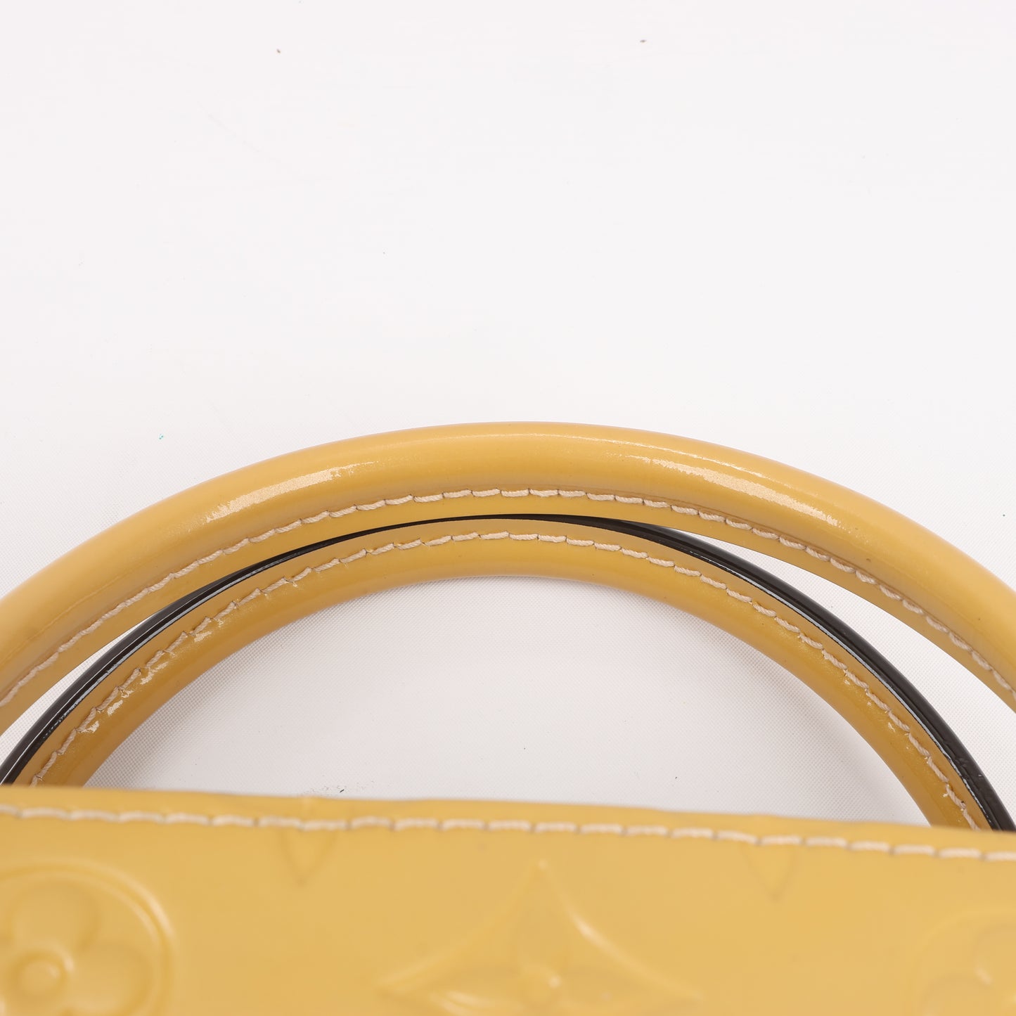 Louis Vuitton Monogram Vernis Montaigne MM Handtasche in Gelb M50169