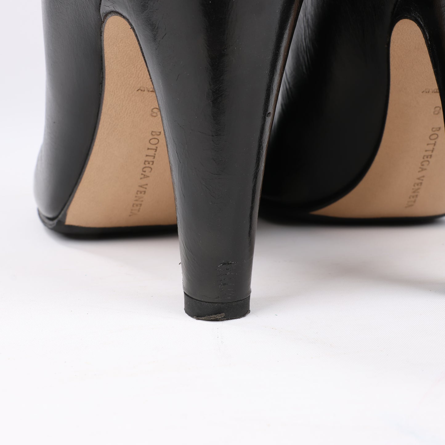 Bottega Veneta Leder LAVILLE Ankle Heel Stiefel Schwarz in Größe 38