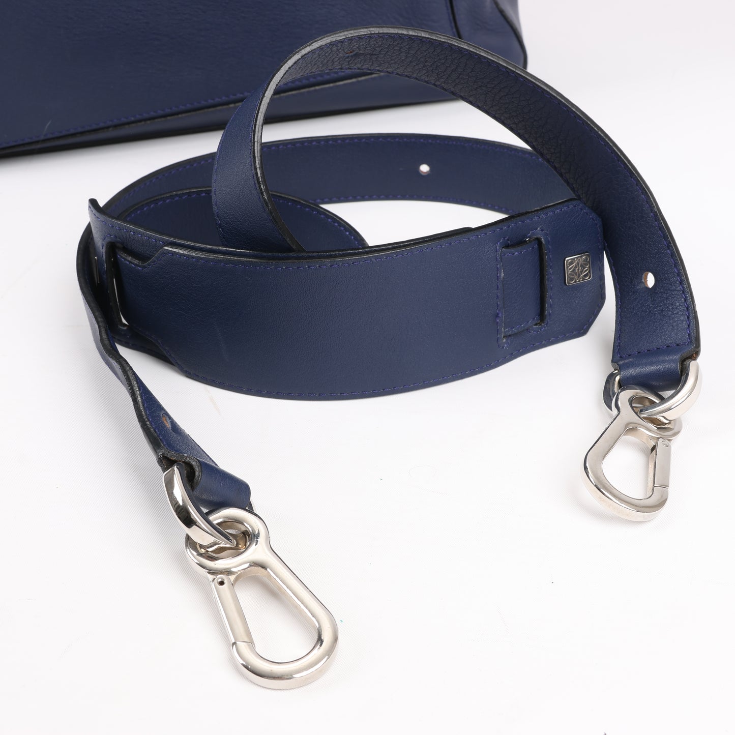 Grand sac à main double usage en cuir Puzzle LOEWE bleu marine