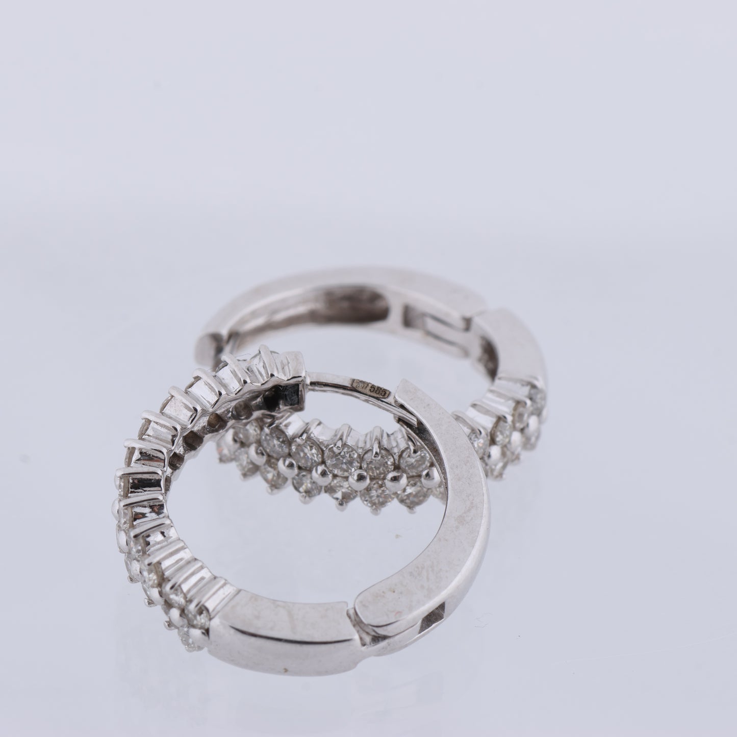 Non Signe / Unsigned Diamond Earrings K18WG 6.5g 0.50/0.50 ct