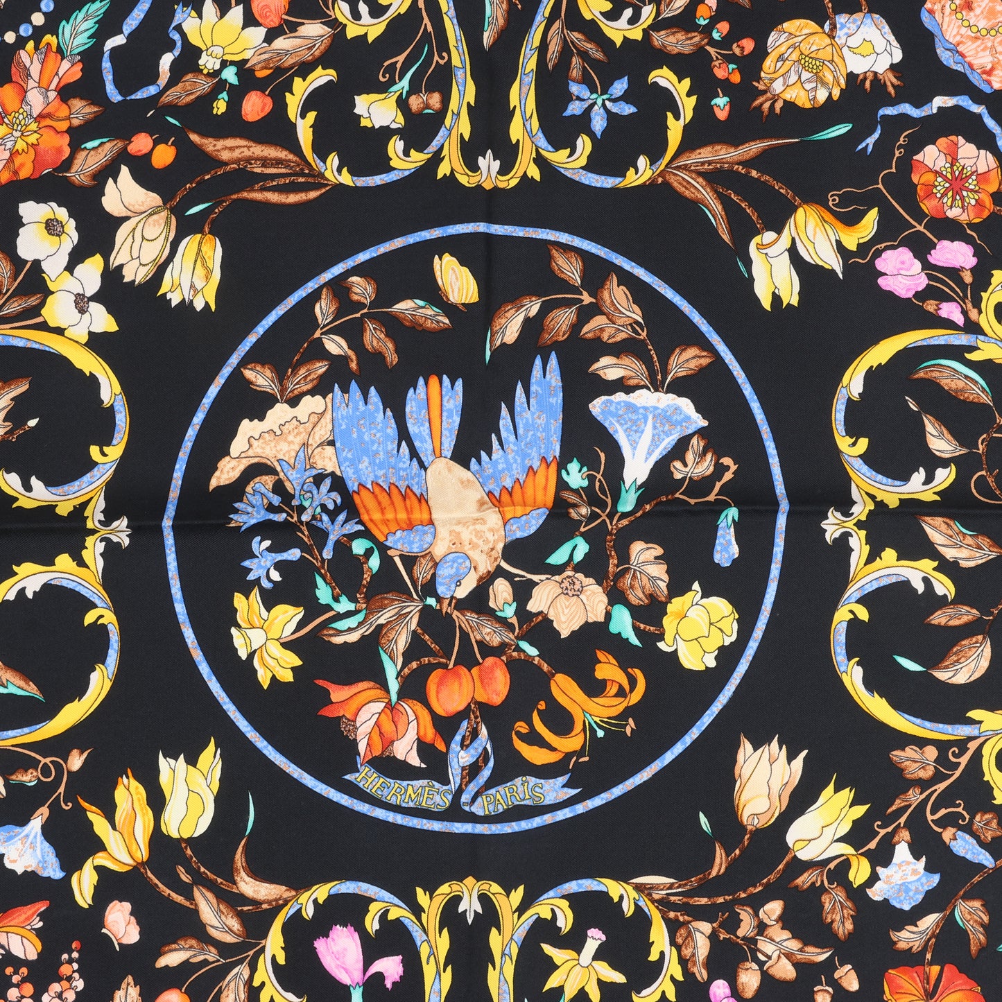 Hermès Carré 90 "PIERRES d' ORIENT et d' OCCIDENT" 100% Silk Scarf in Black x Green