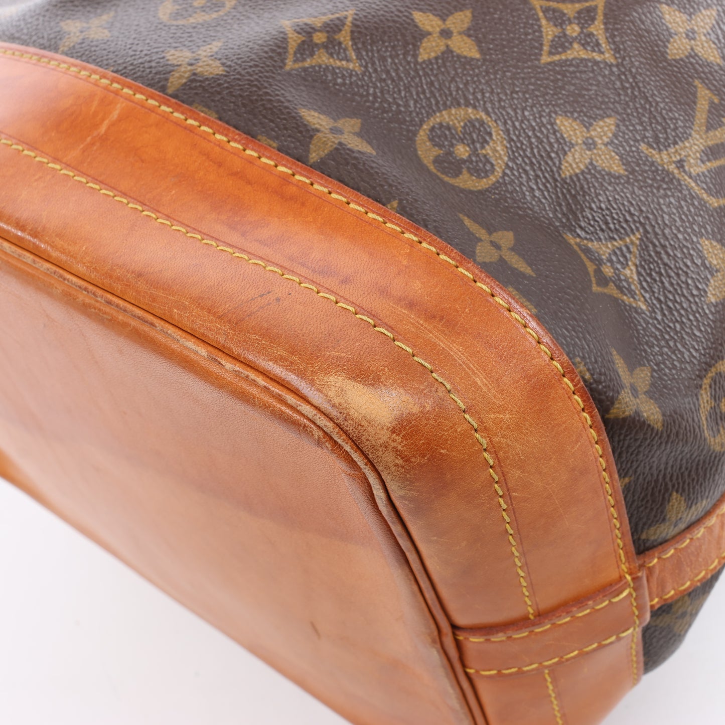Louis Vuitton Monogram Canvas Noe Umhängetasche M42224