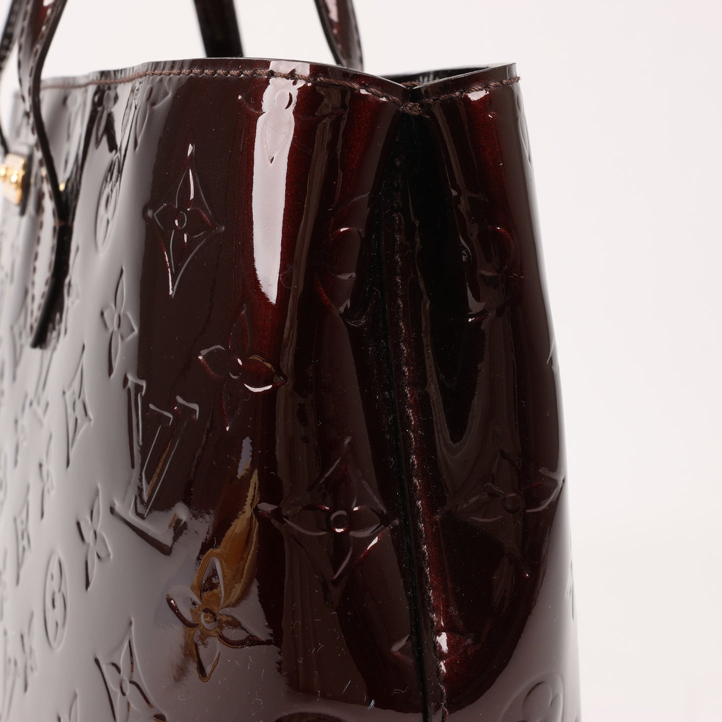 Louis Vuitton Monogramm Vernis Wilshire MM Handtasche in Amarante