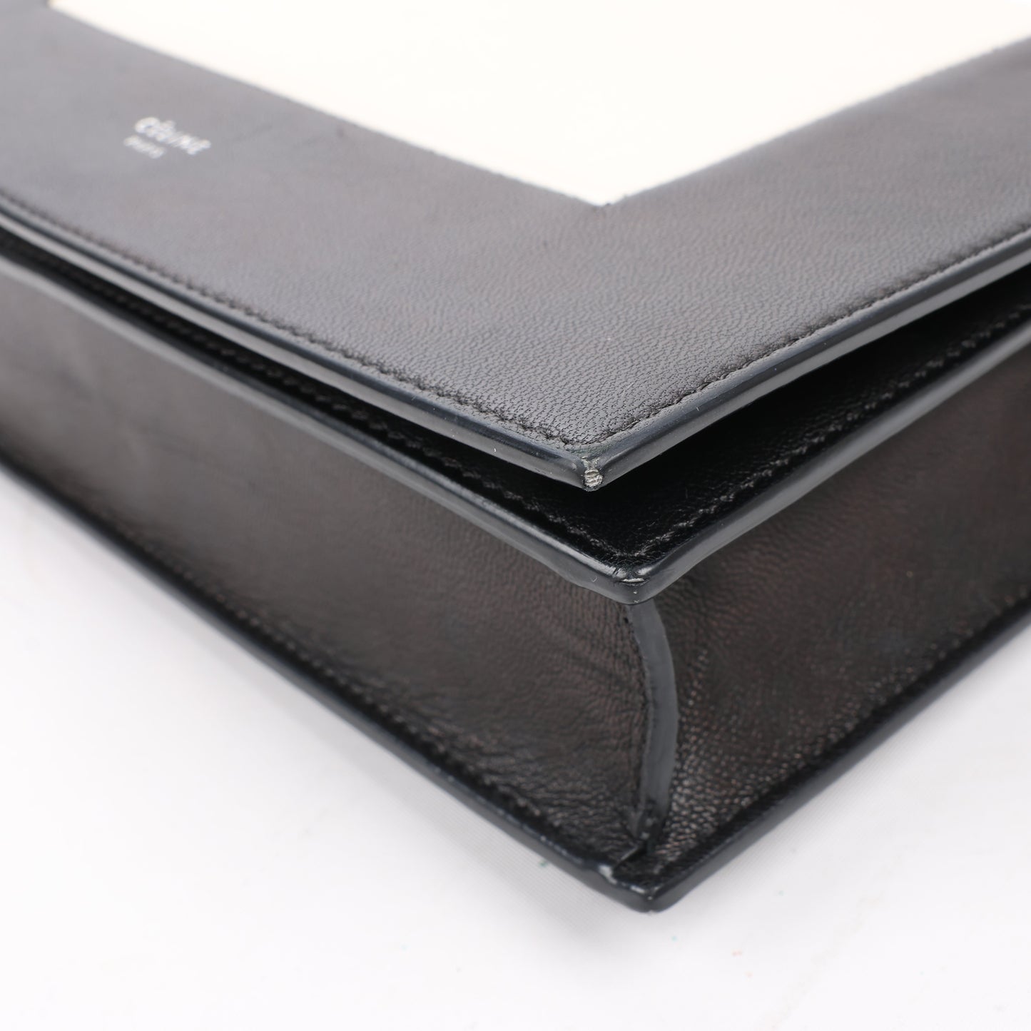 Celine Frame Abend-Schultertasche aus Leder mit Kette in Schwarz × Weiß