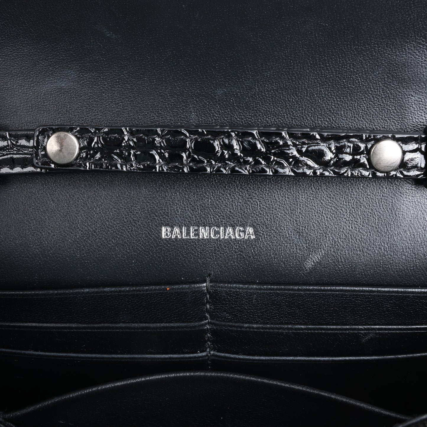 Balenciaga – Hourglass – Schultertasche in Kroko-Optik in Schwarz