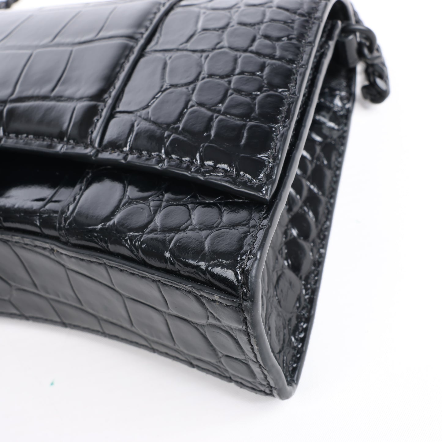Balenciaga – Hourglass – Schultertasche in Kroko-Optik in Schwarz