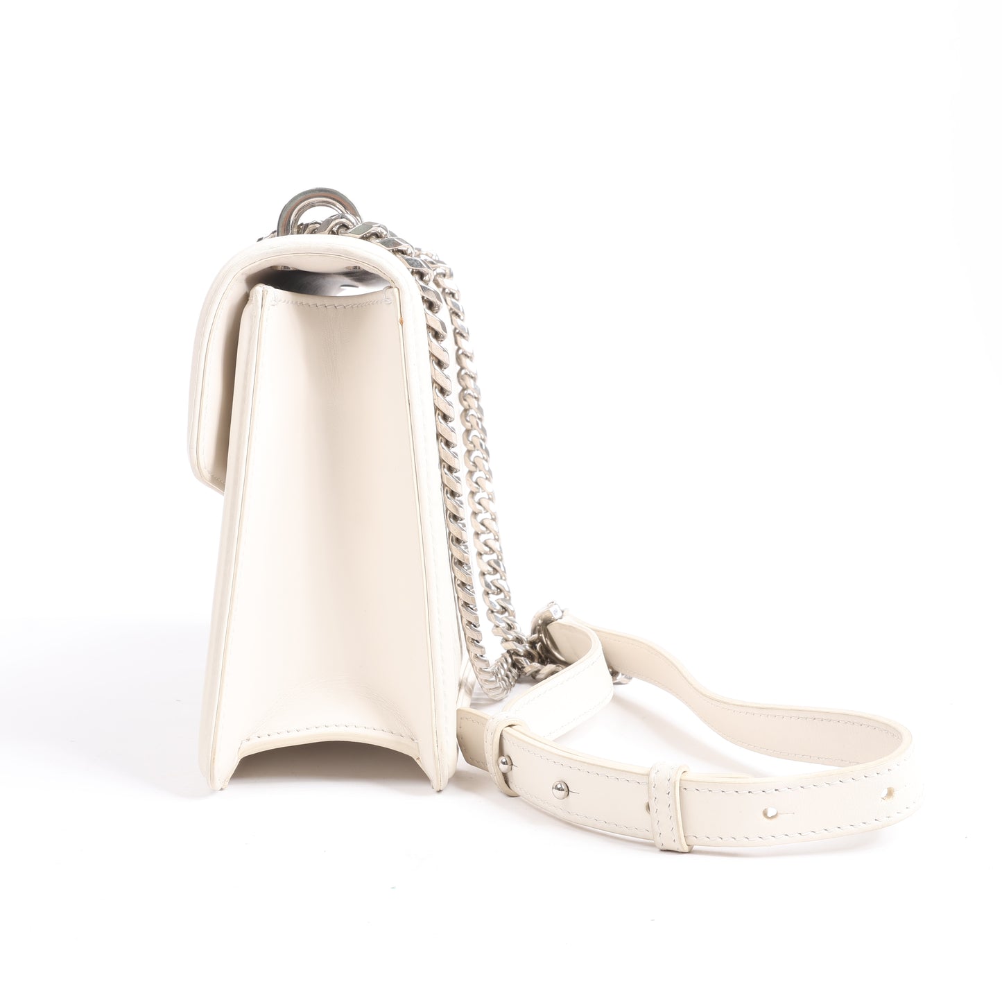 BVLGARI Serpenti Schultertasche aus Leder mit Kette in Weiß