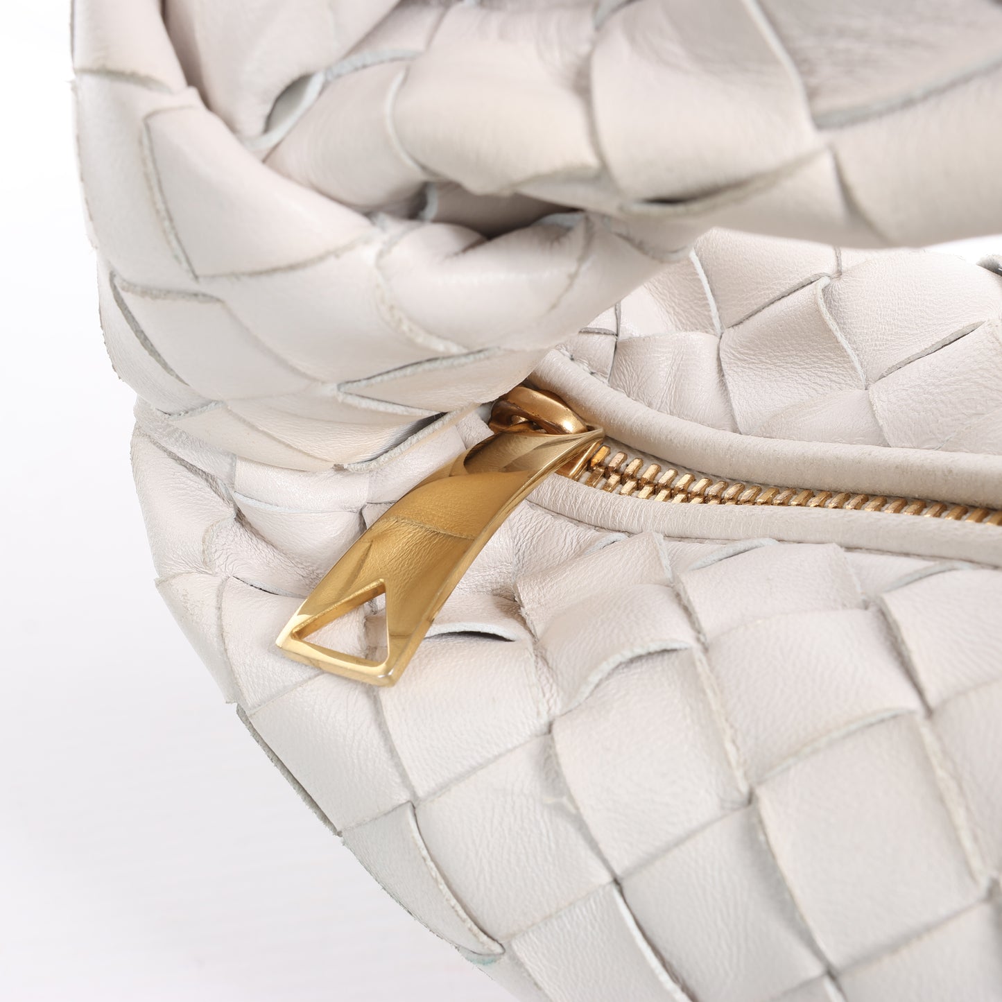 Bottega Veneta Intrecciato Mini Jodie Lederhandtasche in Weiß