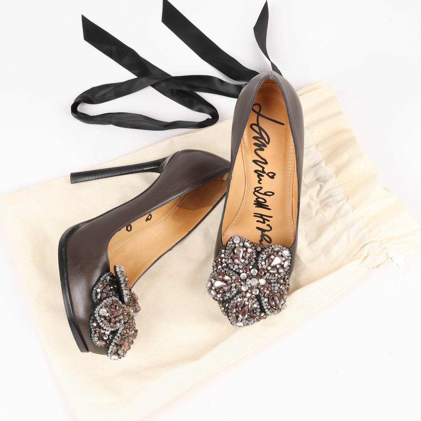 Lanvin Paris Plateau-Pumps aus Leder mit Schmucksteinverzierung in Grau, Größe 37,5