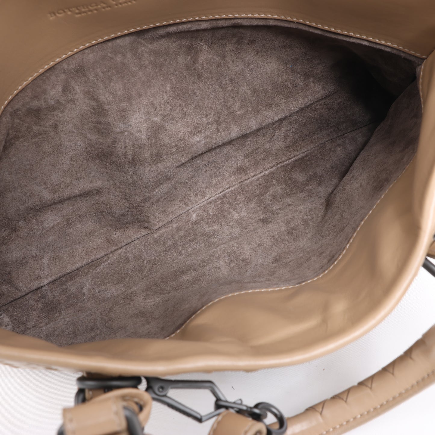 Bottega Veneta Intrecciato Roma Lederhandtasche in Beige