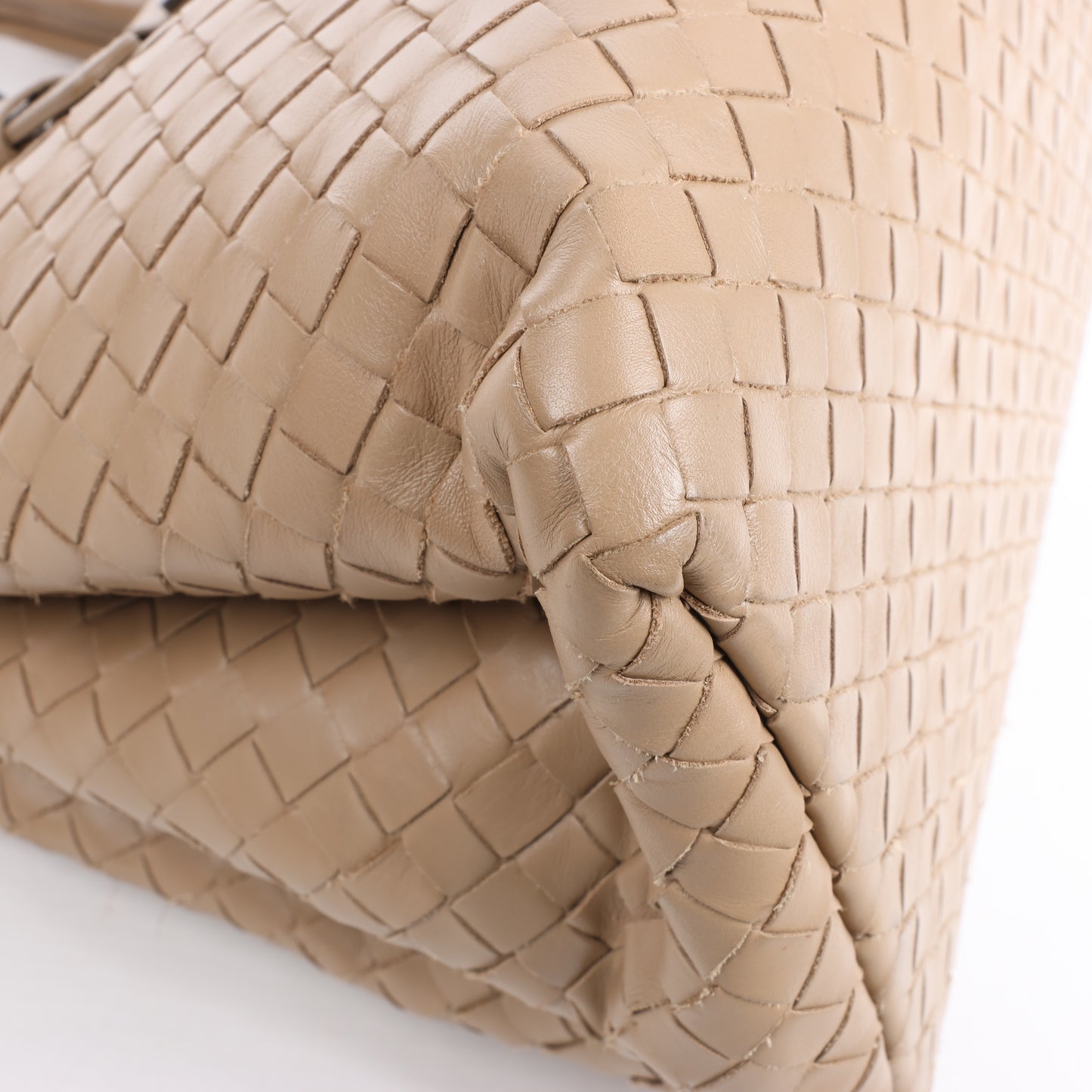 Bottega Veneta Intrecciato Roma Lederhandtasche in Beige