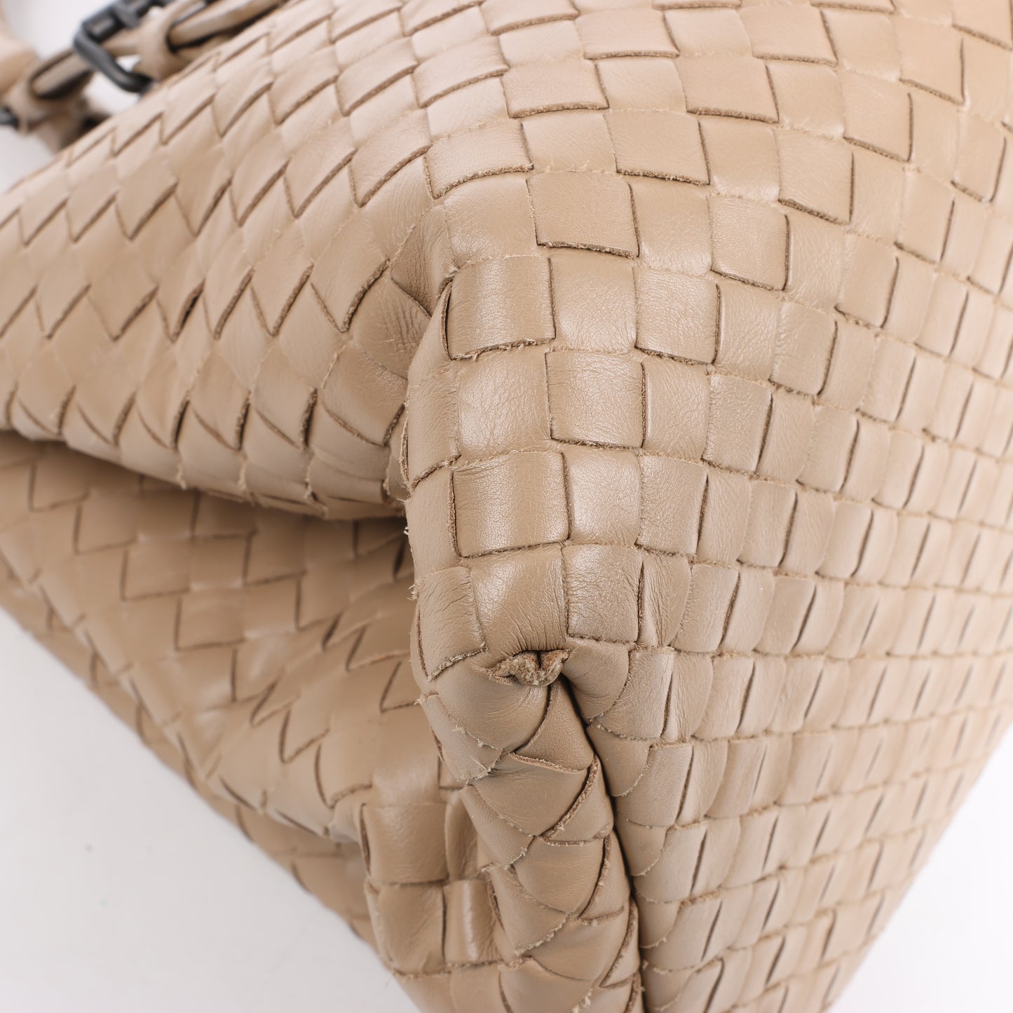 Bottega Veneta Intrecciato Roma Lederhandtasche in Beige