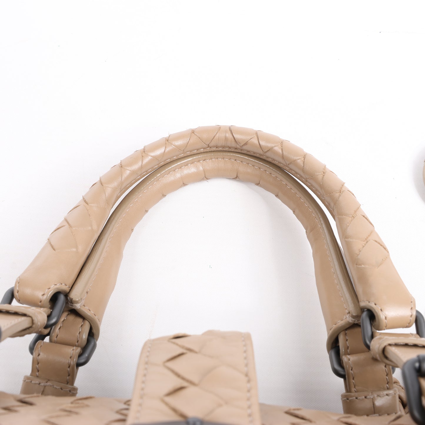 Bottega Veneta Intrecciato Roma Lederhandtasche in Beige