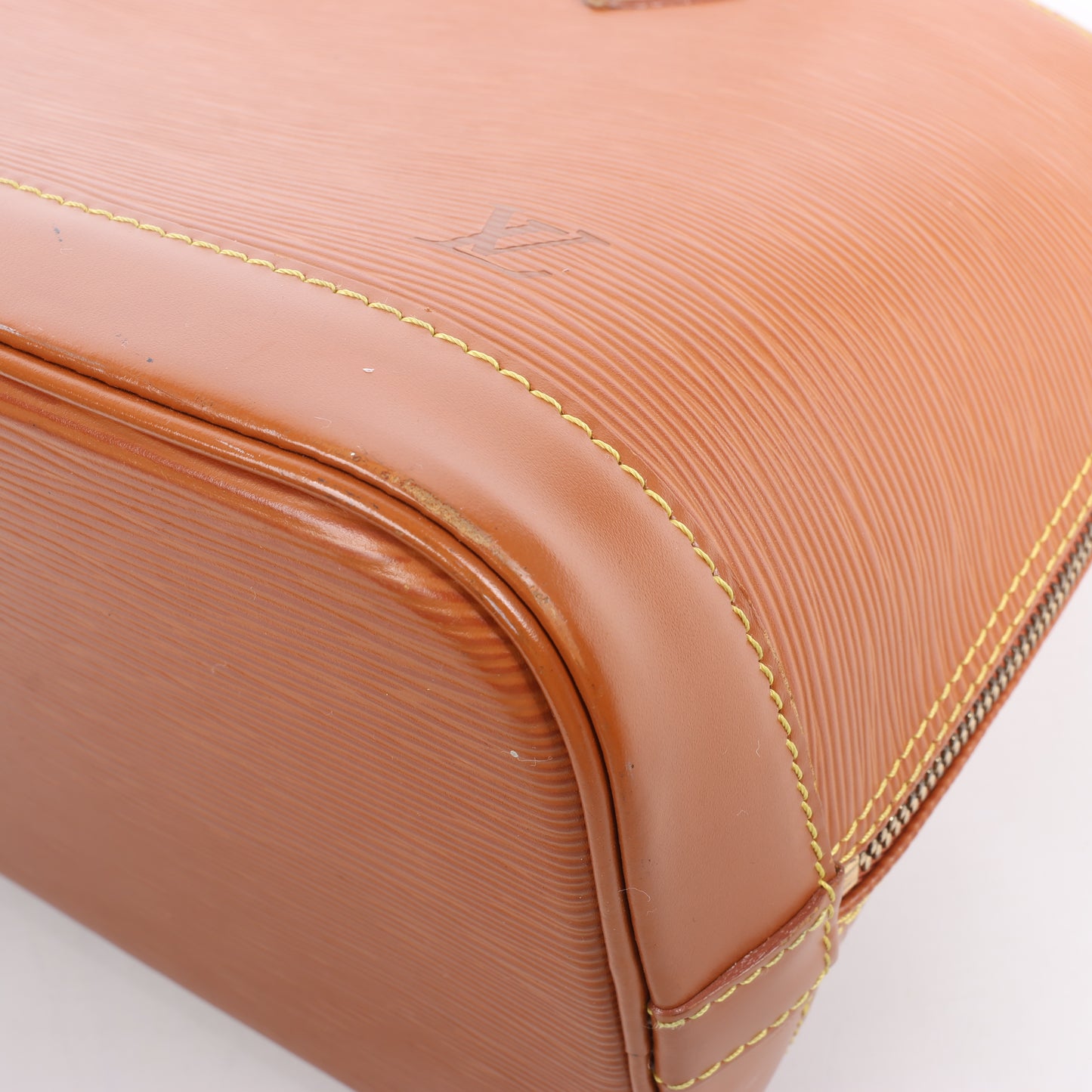 Louis Vuitton Alma PM Handtasche aus Epi-Leder in Rot
