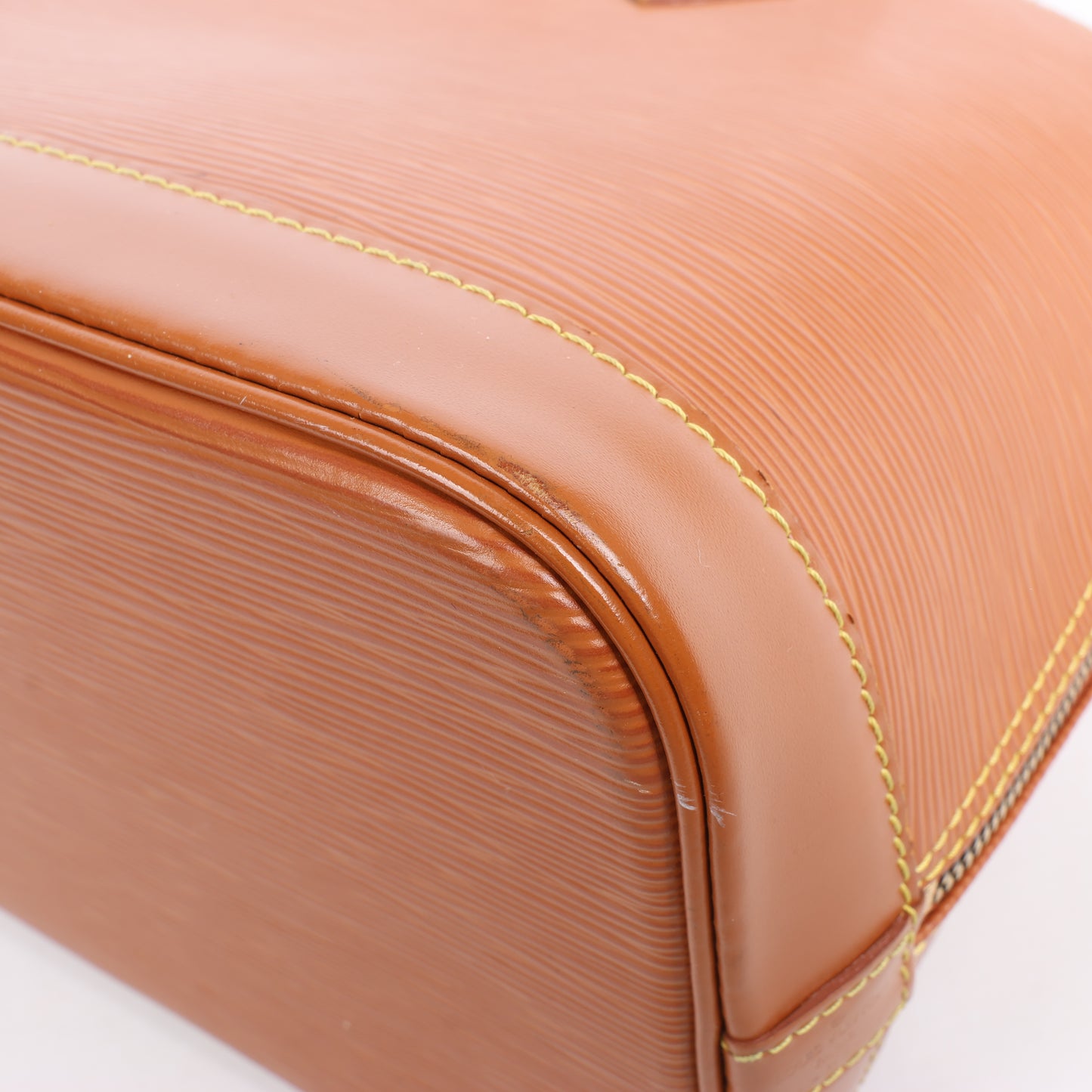 Louis Vuitton Alma PM Handtasche aus Epi-Leder in Rot