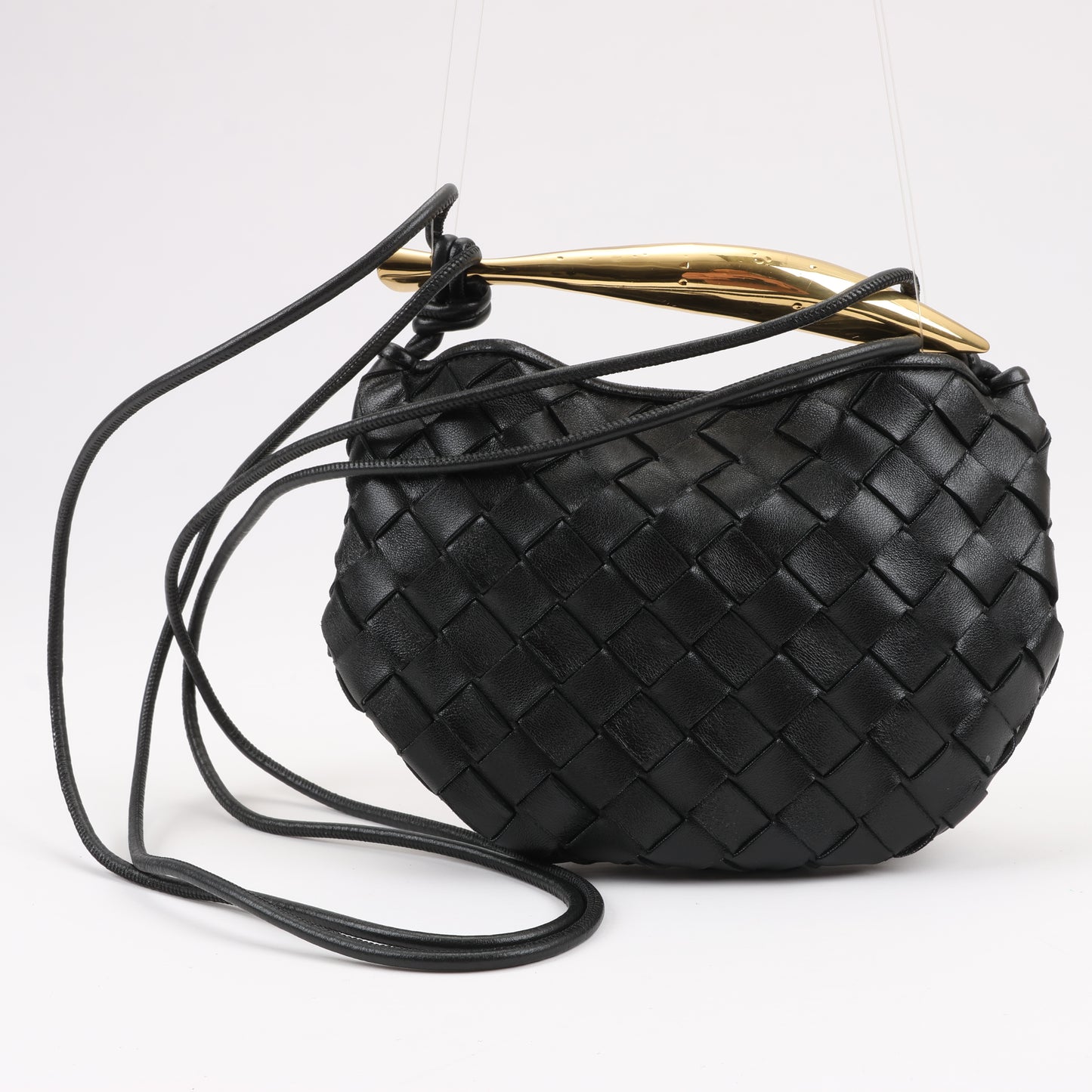 Bottega Veneta Intrecciato Sardines Leder Umhängetasche in Schwarz