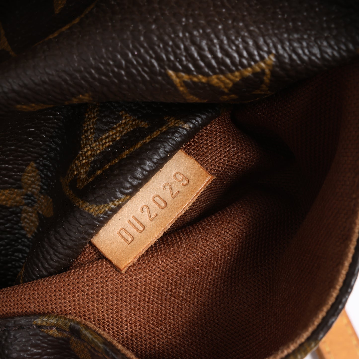 Louis Vuitton Monogram Totally MM Umhängetasche