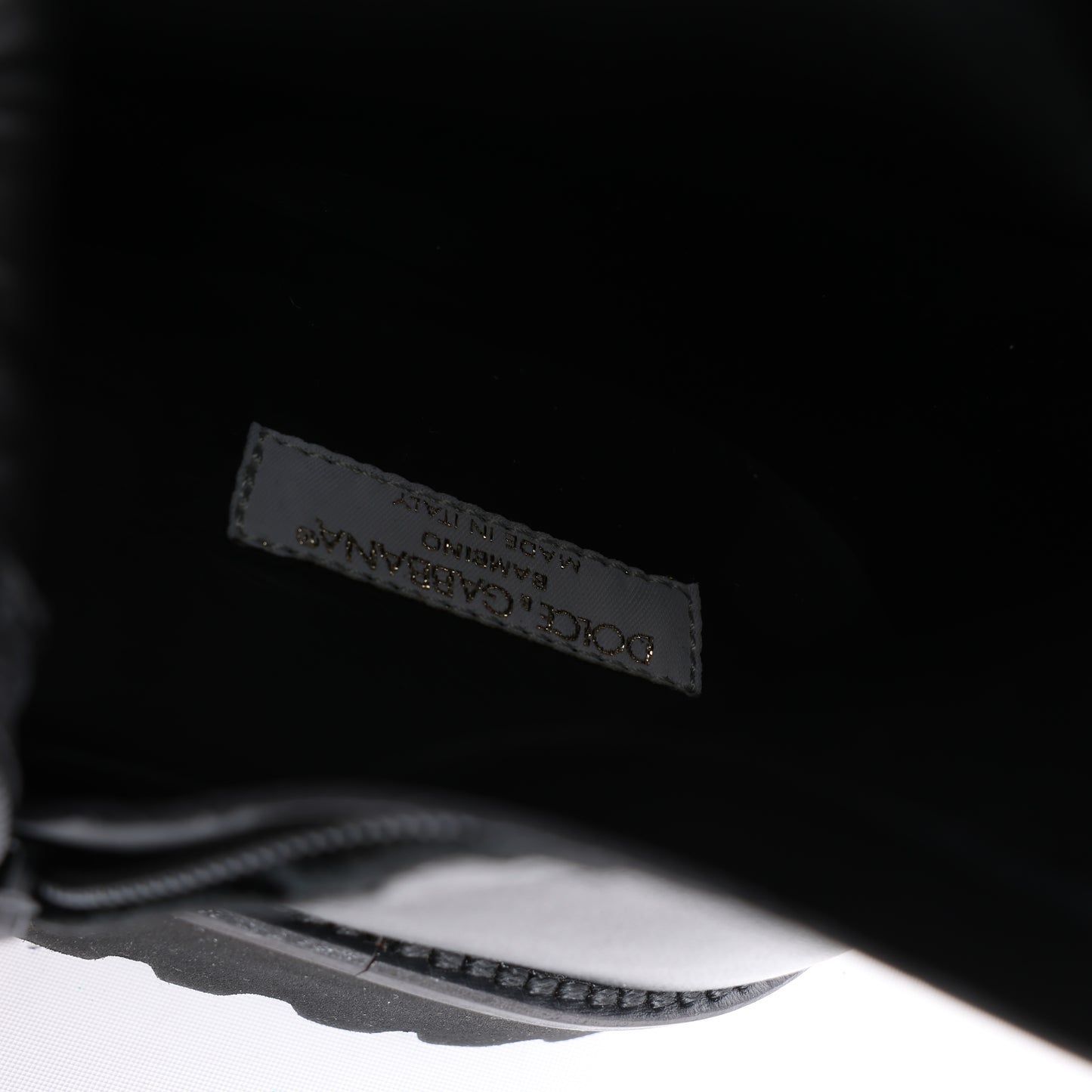 Dolce & Gabbana Lederstiefel Schwarz x Rote Nieten Pailletten Patch in Größe 37 EU