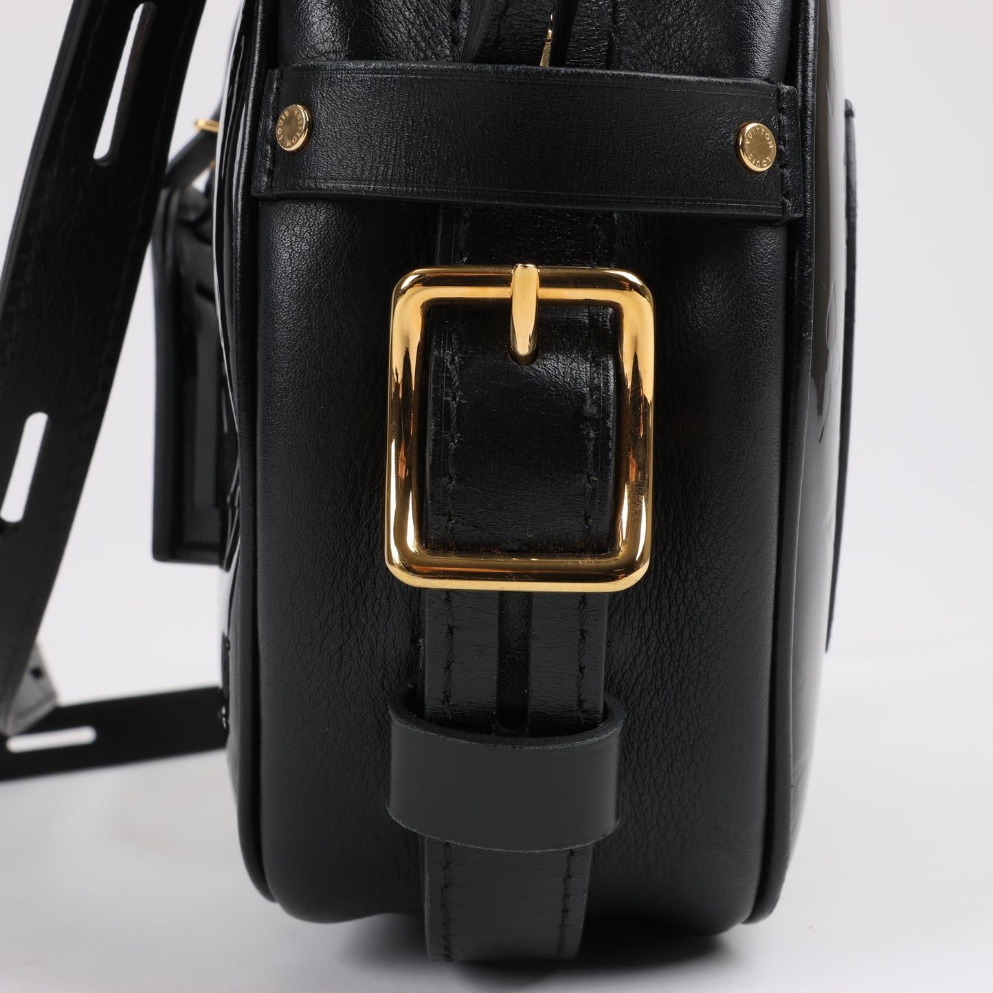 Louis Vuitton Boite Chapeau Souple Vernis Leder Umhängetasche in Schwarz M53999