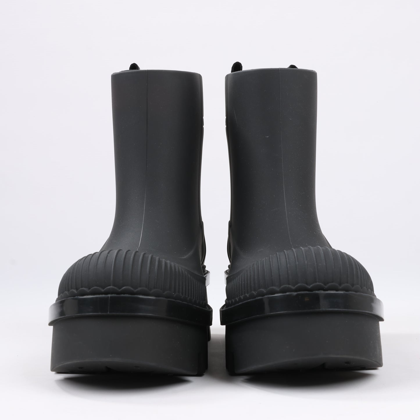 Chloe Gummi-Regenstiefeletten in Schwarz 032324, Größe 39 EU