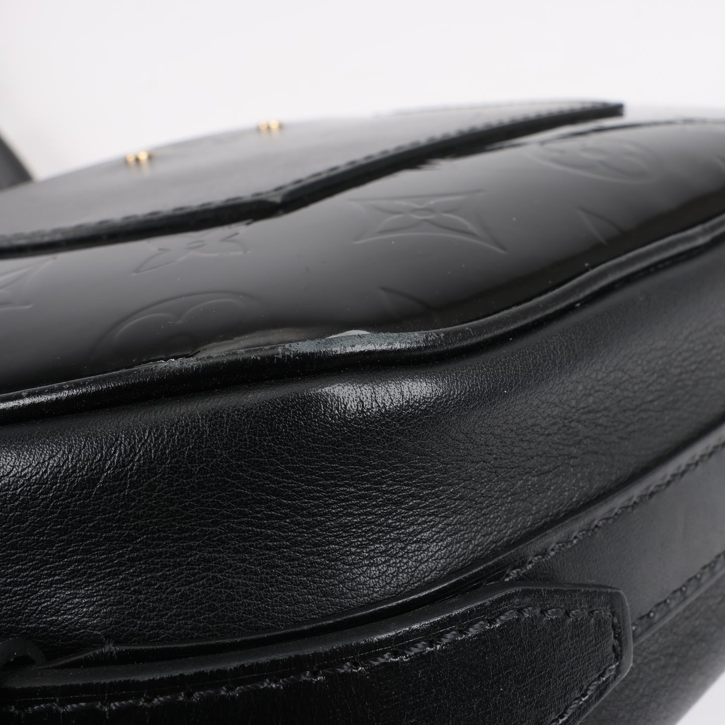 Louis Vuitton Boite Chapeau Souple Vernis Leder Umhängetasche in Schwarz M53999