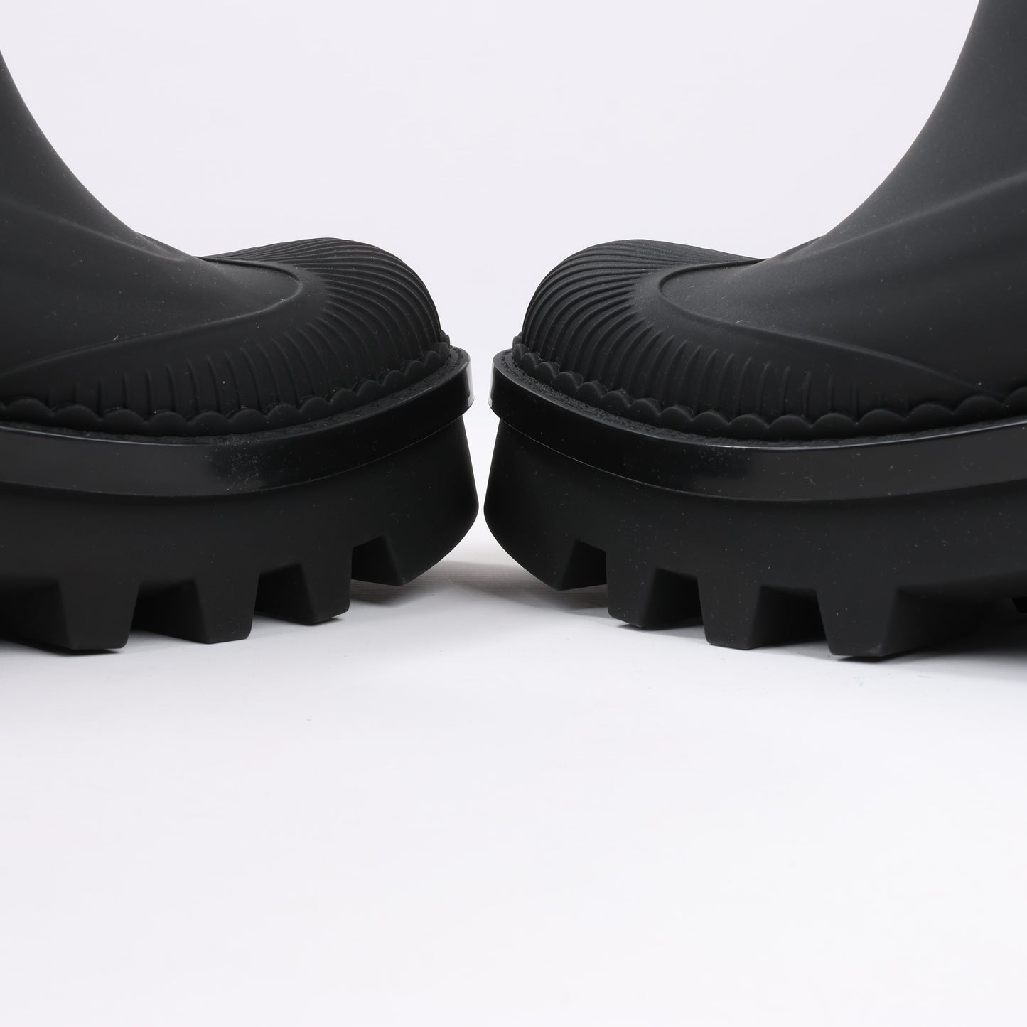 Chloe Gummi-Regenstiefeletten in Schwarz 032324, Größe 39 EU