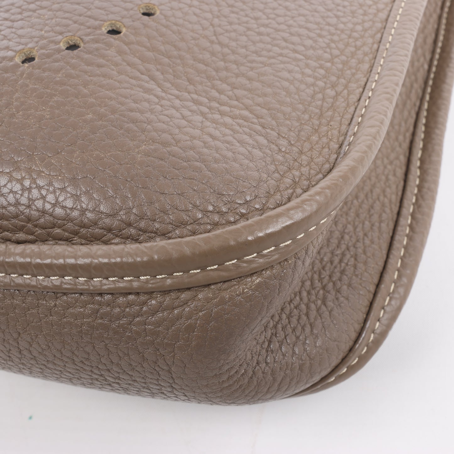Hermès Evelyne 1 29 PM Taurillon Clemence Taupe Silber Metallbeschläge L: 2008