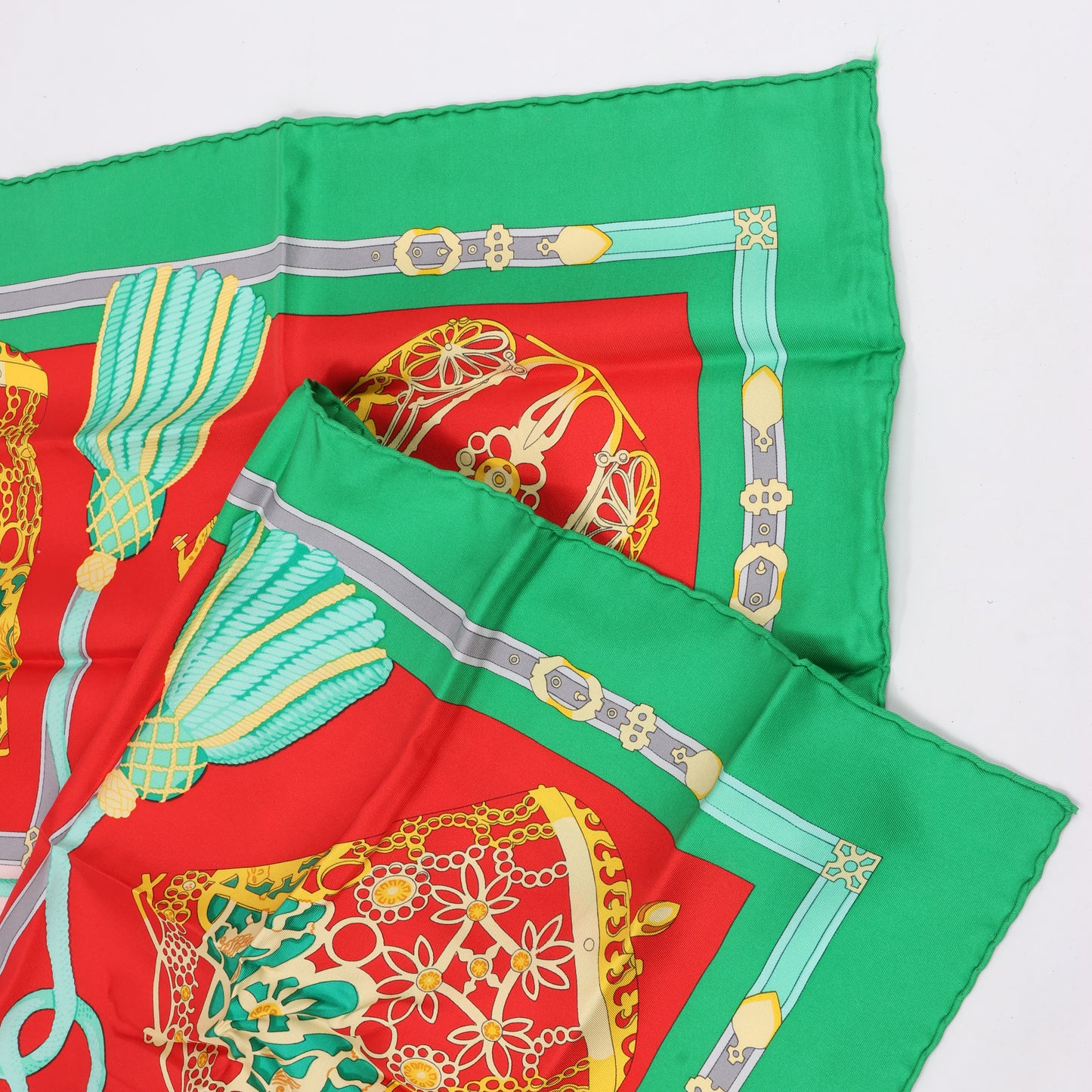 Hermès Carré 90 "LES MUSEROLLES" 100% Silk Scarf in Red x Green