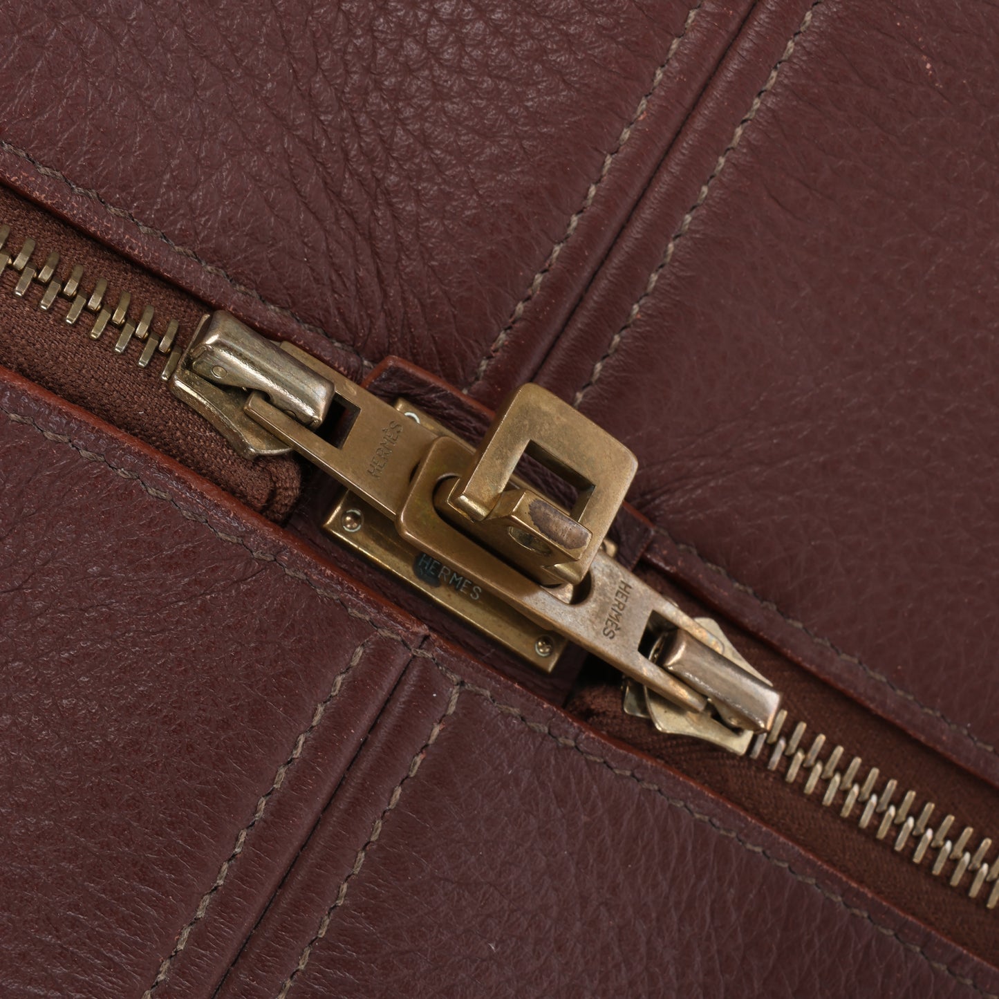 HERMES Victoria 43 Taurillon x Toile Reisetasche in Braun x Beige