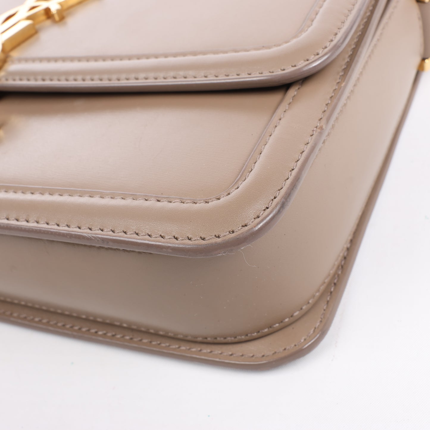 Sac à bandoulière en cuir Solferino de Saint Laurent Paris en beige