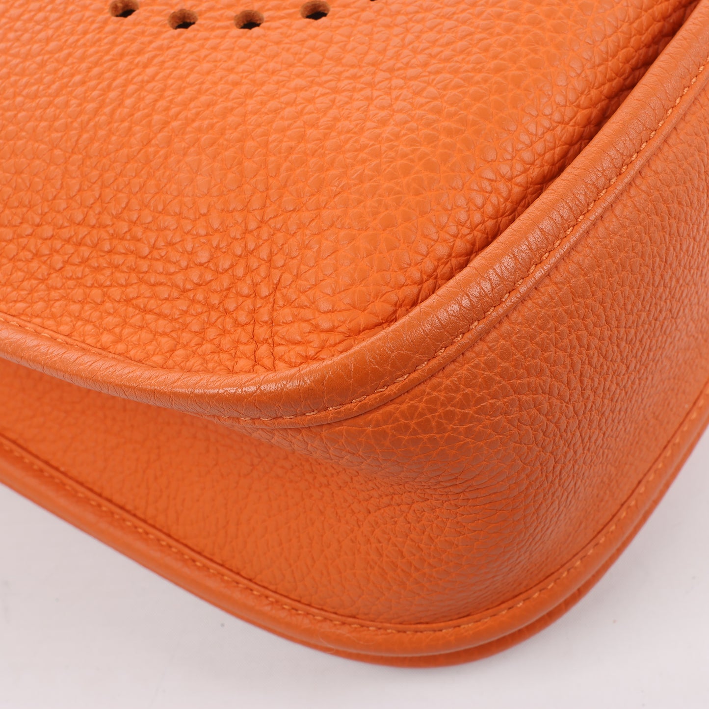 HERMES Evelyne 1 33 GM Taurillon Clemence Orange Silber Metallbeschläge Umhängetasche □JO: 2011