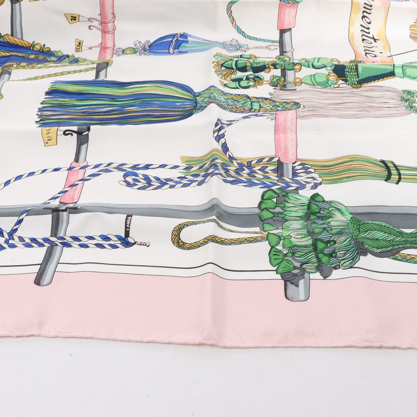 Hermes Carré 90 "PASEMENTERIE" 100% Soie Foulard