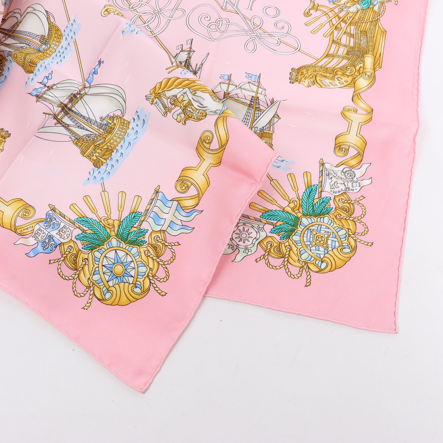 Hermes Carré 90 „VOILES DE LUMIERE“ Seidentaschentuch in Rosa